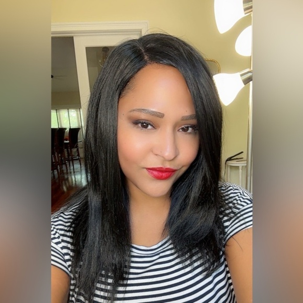 Outre Lace Front Wig – Black Straight 12–14” Heat Resistant